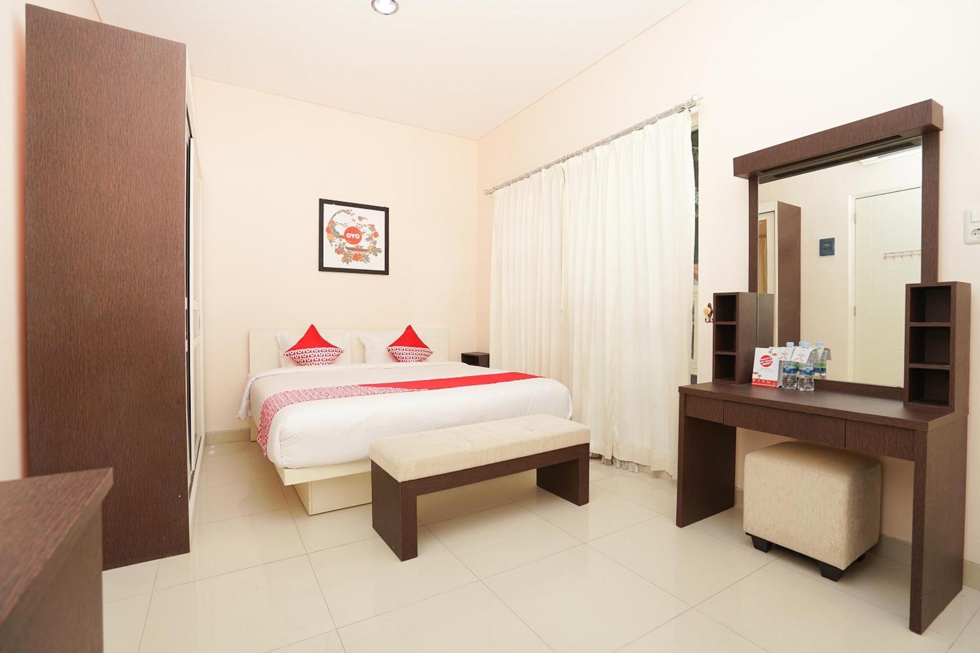 Oyo 782 Menjangan Residence At Citraland 1 Surabaja Exteriér fotografie