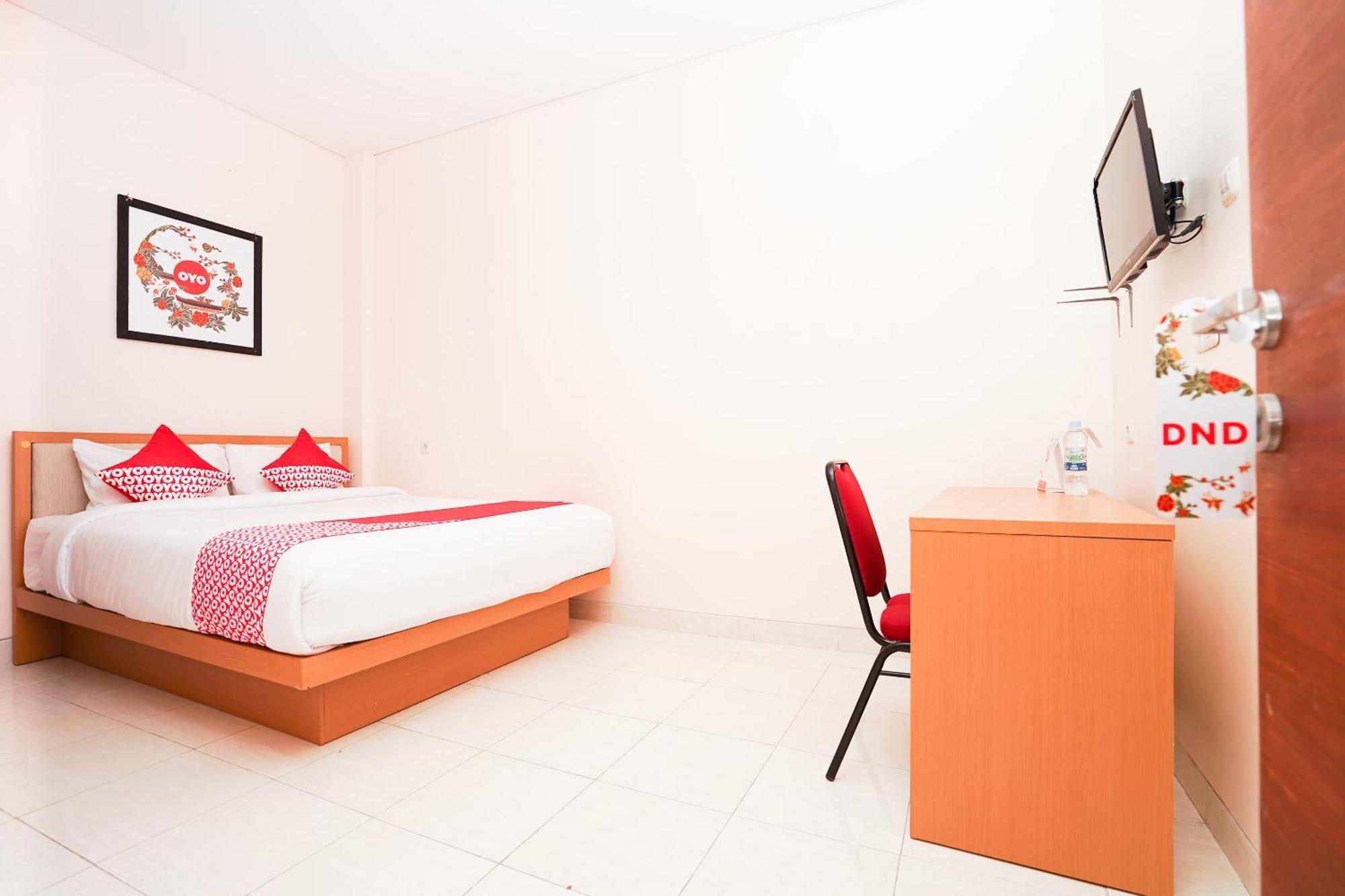 Oyo 782 Menjangan Residence At Citraland 1 Surabaja Exteriér fotografie